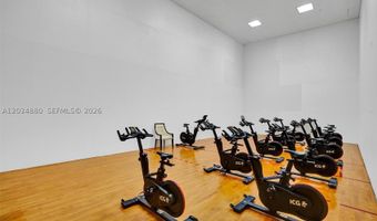 20281 E Country Club Dr 615, Aventura, FL 33180