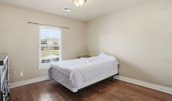 912 Stephanie Ln, Altus, OK 73521
