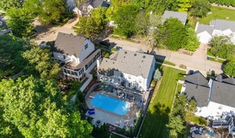 1307 Red Oak Plantation Dr, Ballwin, MO 63021