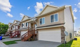 1810 Goose Lake Cir, North Liberty, IA 52317