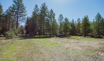 688 Champs Rd, Bonners Ferry, ID 83805