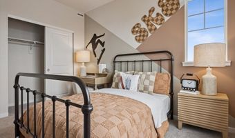 22589 E 47th Dr, Aurora, CO 80019