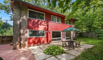 14536 BARKWOOD Dr, Rockville, MD 20853