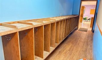 2328 N Hillcrest Pkwy, Altoona, WI 54720