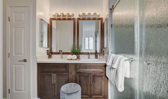 8208 Ogee Dr, Las Vegas, NV 89145