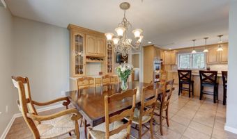 163 Windy Knoll Dr, Berlin, CT 06037