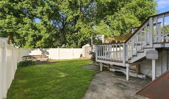 105 Branch Ave, Cumberland, RI 02864