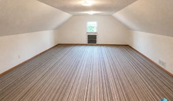 48190 265th St, Brandon, SD 57005