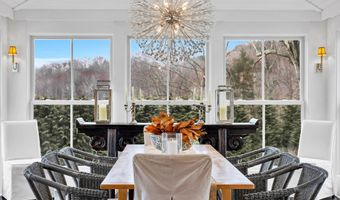 15 Liberty St, Chester, CT 06412