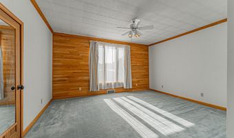 102 S Oak St, Arrowsmith, IL 61722