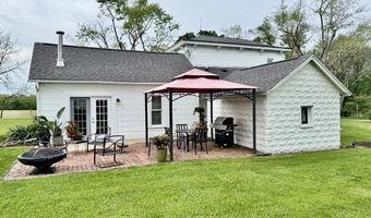 12801 E Edgewater Dr, Albany, IN 47320
