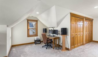 1115 W PACKARD St, Appleton, WI 54914