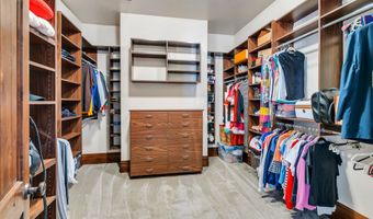 811 S HIGH RIDGE Dr E, Alpine, UT 84004