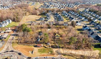 41170 LITTLE RIVER Tpke, Aldie, VA 20105