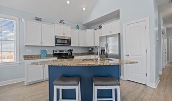 115 E Bogue Blvd, Atlantic Beach, NC 28512