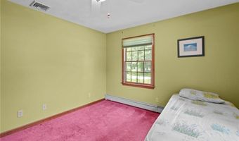 13 Sunnyside Dr, Cumberland, RI 02864