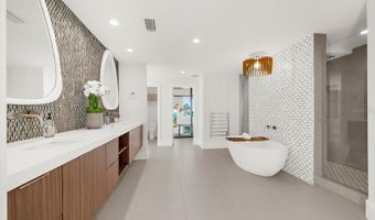 811 N SHORE Dr, Anna Maria, FL 34216