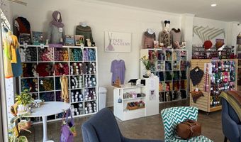 704 S Main St, Bentonville, AR 72712