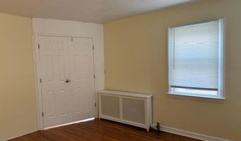 128 Pleasant Ave, Bergenfield, NJ 07621
