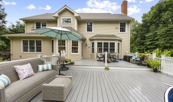 106 Stonecroft Ln, Coventry, CT 06238