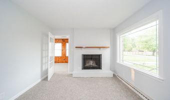 171 Nursery Rd, Anderson, IN 46012