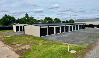 121 Mitchell St, Altus, OK 73521