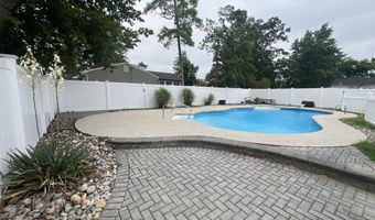 701 Beachwood Blvd, Beachwood, NJ 08722