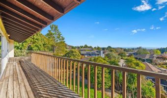 210 Thunderbird Dr, Aptos, CA 95003