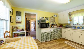 129 Miller St, Belfast, ME 04915