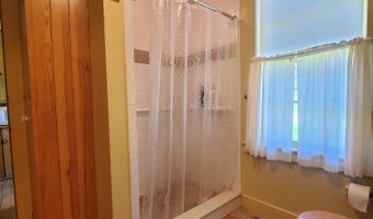 762 McLaren Hill Rd, Barnet, VT 05821