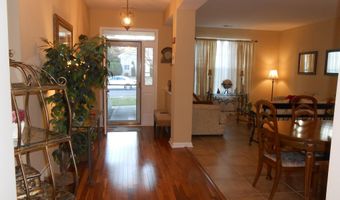 4 Hidden Lake Cir, Barnegat, NJ 08005