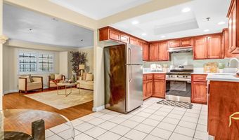 25 Palmetto Dr E, Alhambra, CA 91801