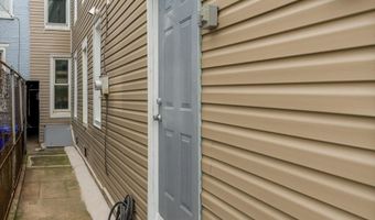 316 S 10TH St, Reading, PA 19602