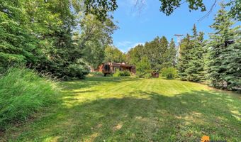 8210 Sundi Dr, Anchorage, AK 99502