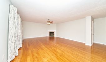 2616 Senators Way, Indianapolis, IN 46217