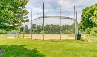 10015 Windjammer Trl, Aurora, OH 44202