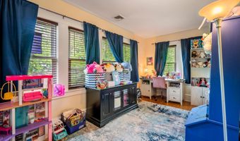 411 Lillian St, Absecon, NJ 08201