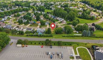 2238 Canterbury Cir, Akron, OH 44319