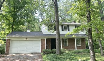 7325 Sheffield Dr SE, Ada, MI 49301