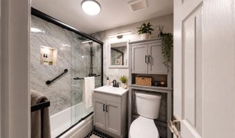 4600 DUKE St 1624, Alexandria, VA 22304