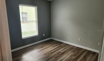 150 ABBEY HOLLOW Dr, Apopka, FL 32712