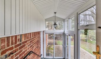 1103 Covington Pl, Allison Park, PA 15101