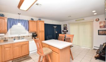 289 Costa Mesa Dr, Toms River, NJ 08757