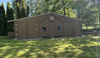 1632 Lakeview Dr, Alpena, MI 49707