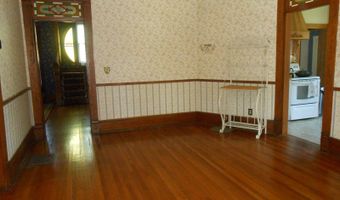103 W Daniel St, Albany, MO 64402
