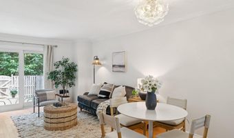 6316 CHIMNEY WOOD Ct, Alexandria, VA 22306