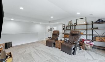 1816 Golfview Dr, Auburn, IN 46706