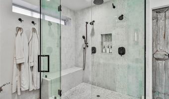 5617 Colodny Dr, Agoura Hills, CA 91301