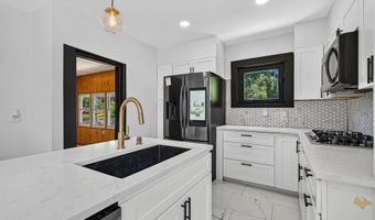 501 45TH St, Baltimore, MD 21224