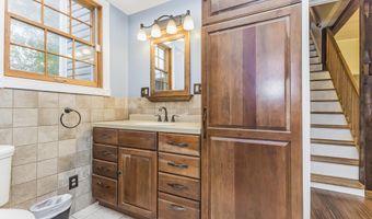 724 N Water St, Albany, IN 47320
